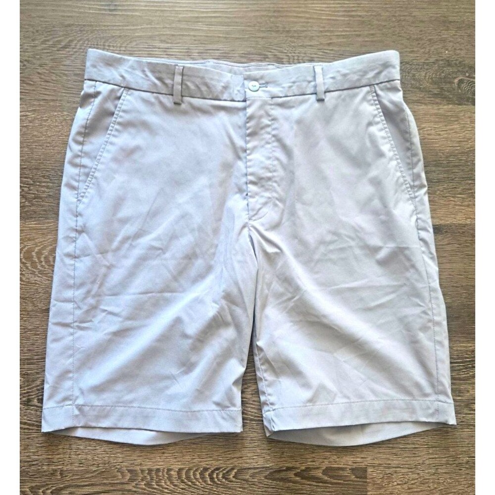 Greg Norman Shark Men's Gray Golf Shorts 34W 10" Inseam Flat Front Stretch
